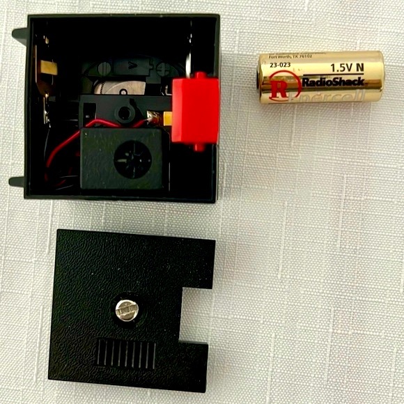 Timex~Mini Alarm Clock - Picture 4 of 14